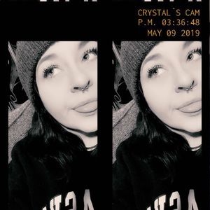 Meet your Posher, Crystal